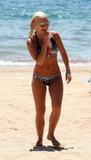 Elisha Cuthbert in new set of bikini candids from Hawaii